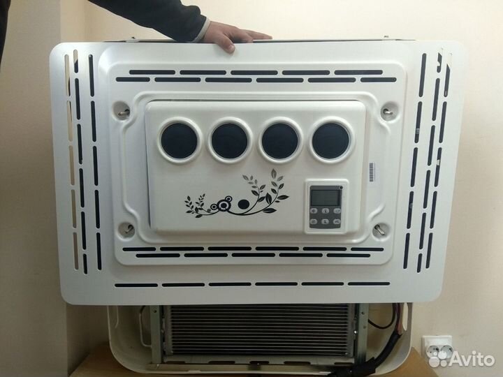 Моноблок накрышный кондиционер AeroCool 2600М