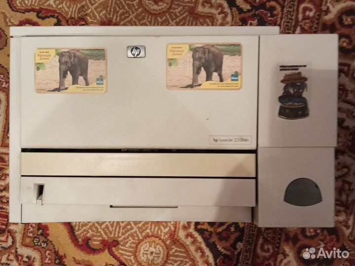 Принтер HP 2200dn