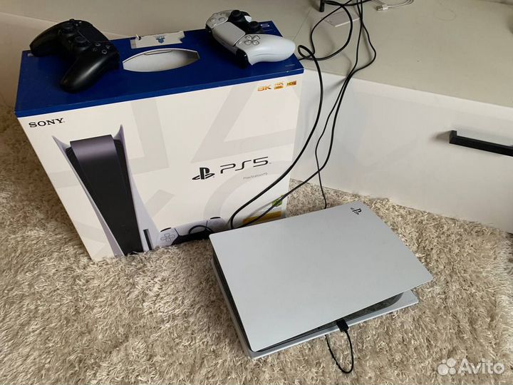 Приставка PlayStation 5