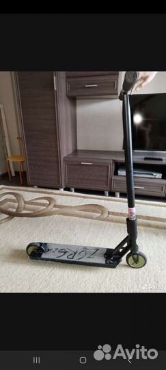 Трюковой самокат tech team zorg 2021