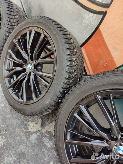 R18 Nokian Tyres Hakkapeliitta 9 225/45, PCD 5x112 DIA 66.6