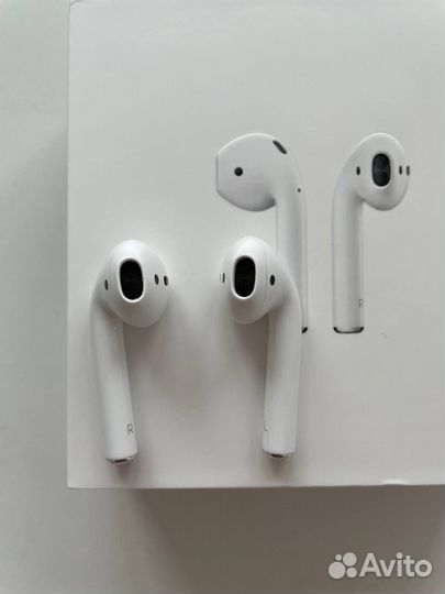 Беспроводные наушники apple airpods 2