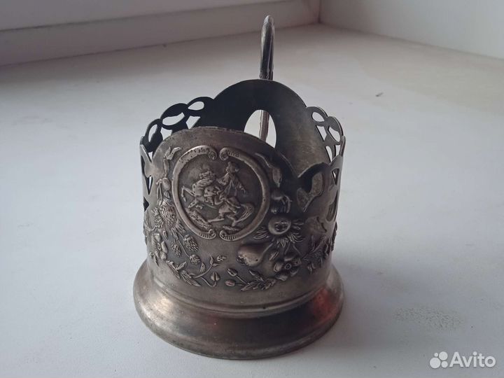 Подстаканники мельхиоровые, серебряный