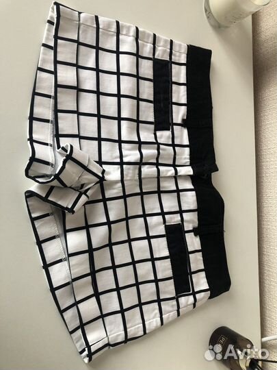 Шорты женские