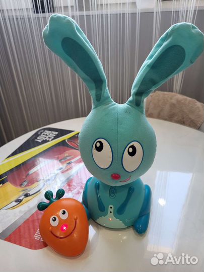 Интерактивные игрушки кролик прятки