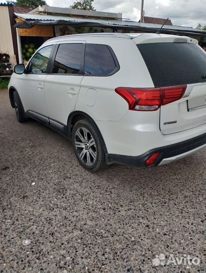 Mitsubishi Outlander 2.0 CVT, 2016, 86 000 км