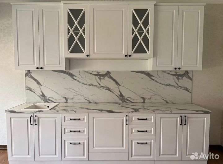 Цена за весь кухонный гарнитур белый серый
