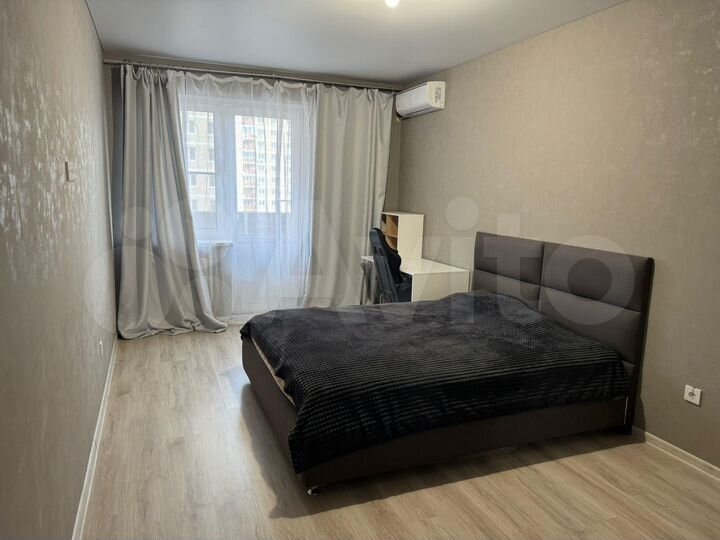 2-к. квартира, 43,5 м², 13/24 эт.