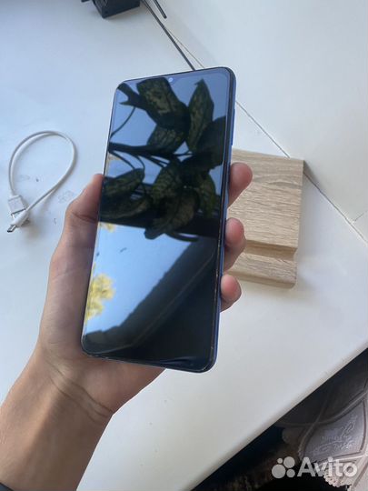 Телефон samsung galaxy М12