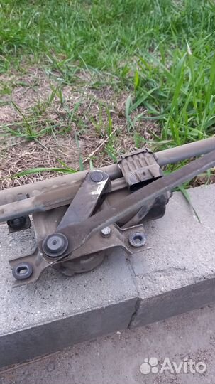 Механизм стеклоочистителя (трапеция дворников)