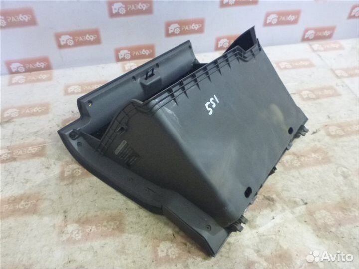 Бардачок Toyota Prius NHW20 1nzfxe 2006