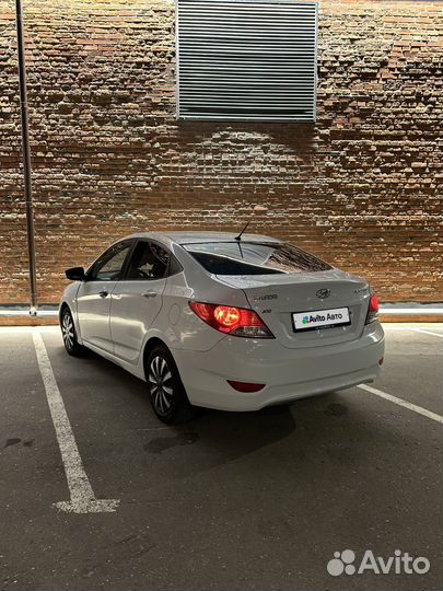 Hyundai Solaris 1.4 AT, 2014, 262 000 км