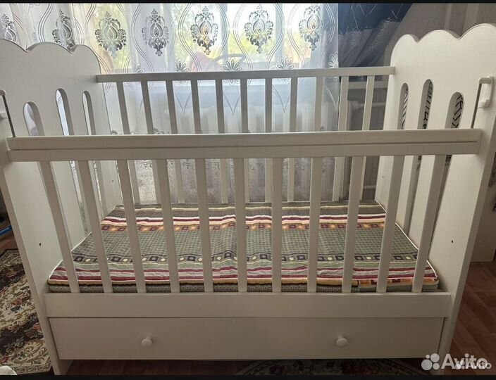 Кроватка детская