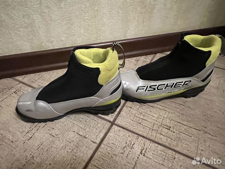 Лыжные ботинки fischer