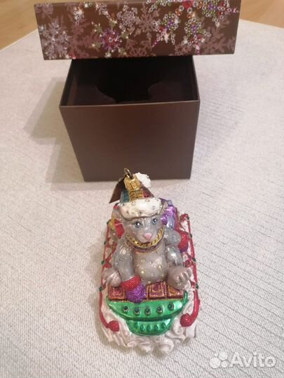 Ёлочная игрушка «Мышка на санках» Jay Strongwater