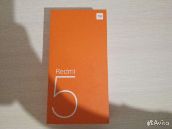 Xiaomi Redmi 5, 3/32 ГБ