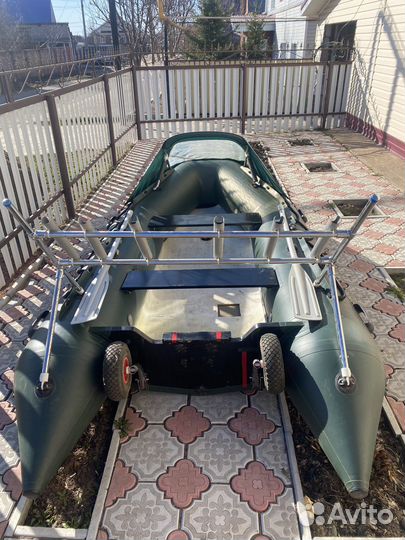 Продам лодку brig 350