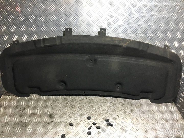 Шумоизоляция капота Opel Zafira Family рест. 2013