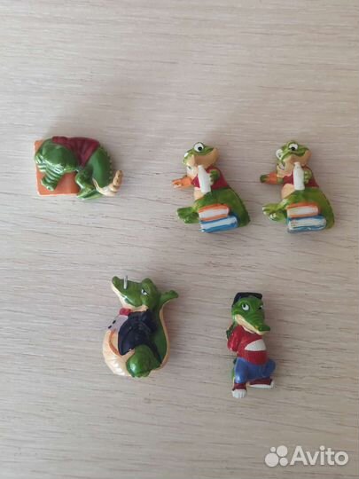 Киндеры пингвины крокодилы динозавры слоны