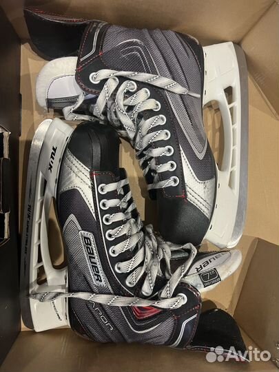 Хоккейные коньки bauer