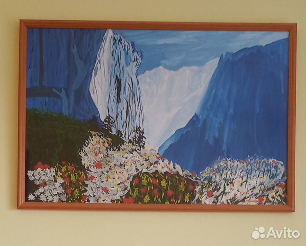 Рисунок в рамке со стеклом