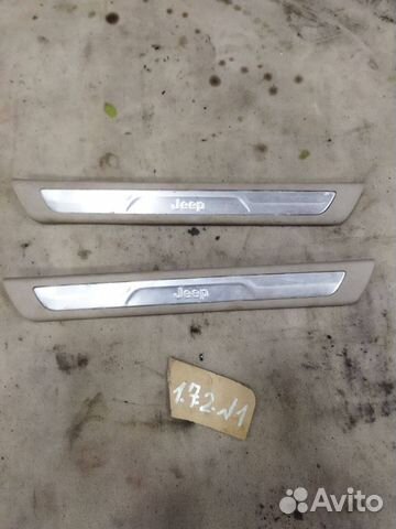 Накладка Grand Cherokee 2010-2021