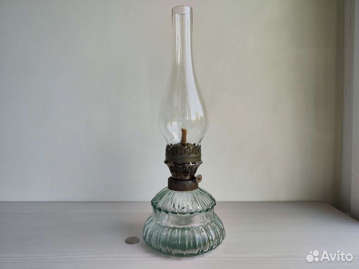 Антикварная керосиновая масляная лампа