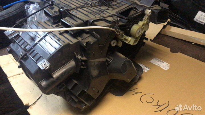 Корпус отопителя Renault Logan 1