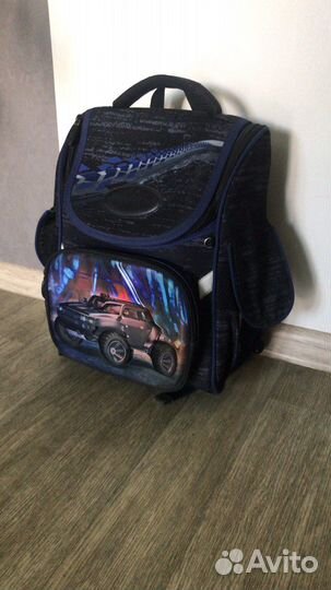 Рюкзак школьный