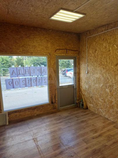 Торговая площадь, 16 м²