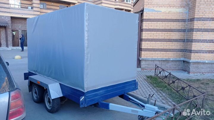Прицеп двухосный с жёстким кузовом