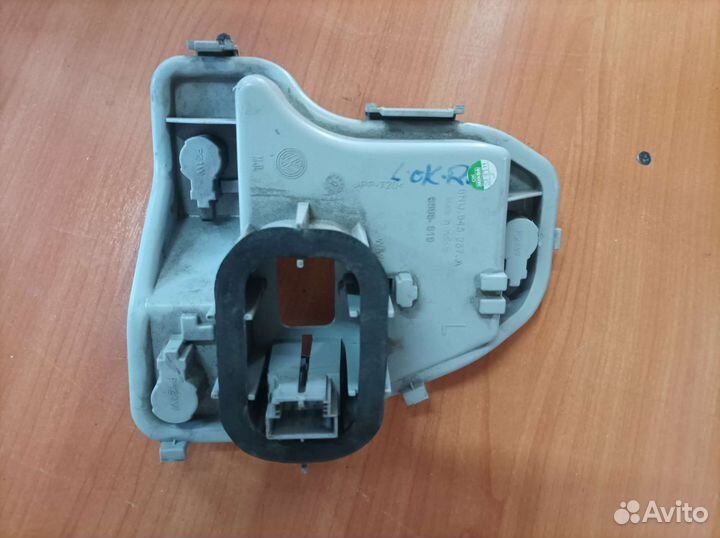 Плата заднего фонаря volkswagen polo 2011