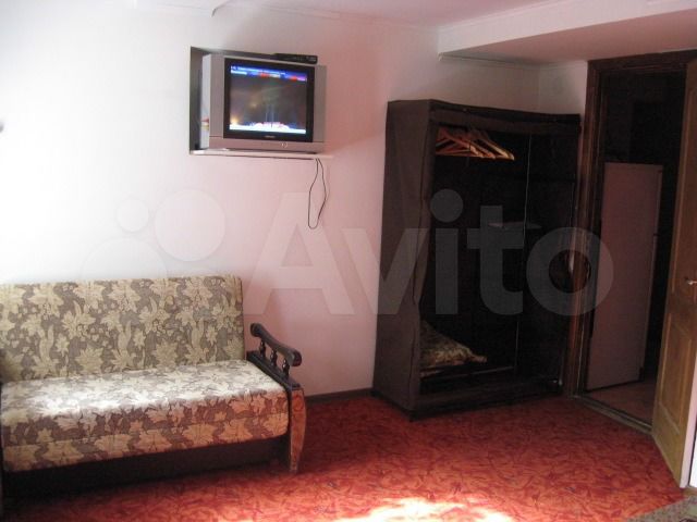 Комната 15 м² в 3-к., 1/2 эт.