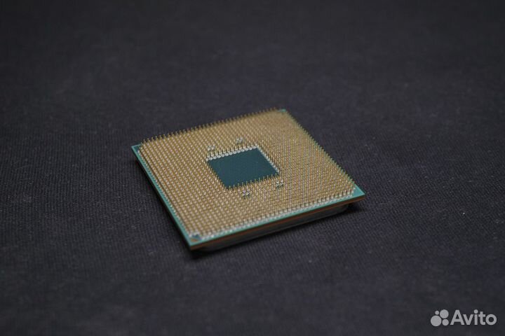 AMD Ryzen 7 2700X