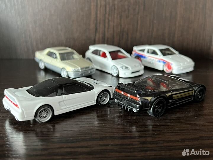 Hot wheels & matchbox 1:64