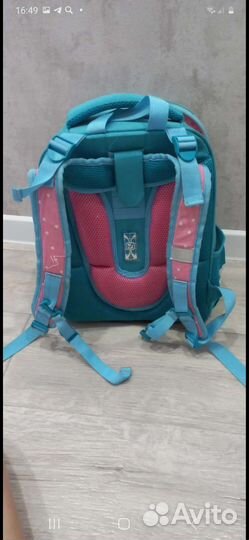 Рюкзак школьный