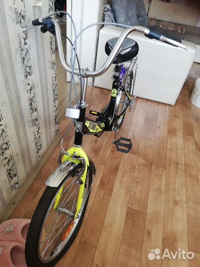 Продам велосипед детский почти новый один