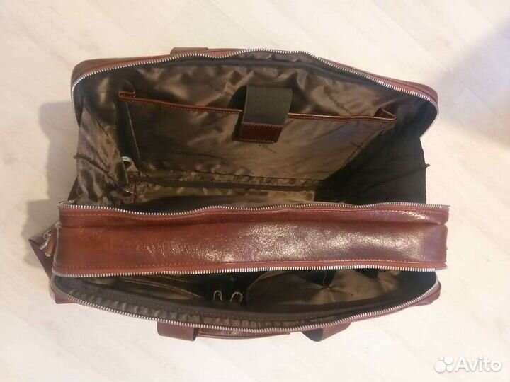 Мужской кожаный портфель