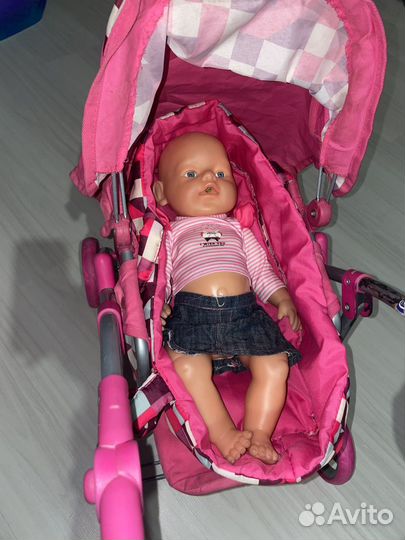 Коляска кукольная вместе с куклой