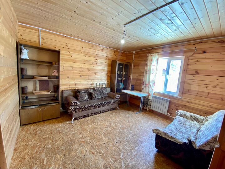 Дом 50 м² на участке 8 сот.