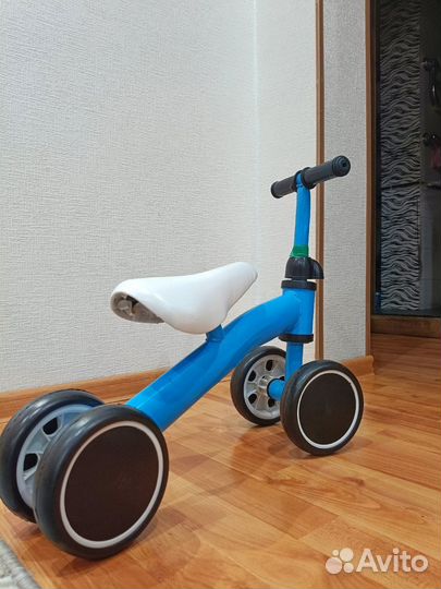 Беговел для малышей