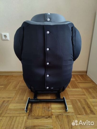 Детское автокресло Cybex Juno 2-fix 9-18 кг