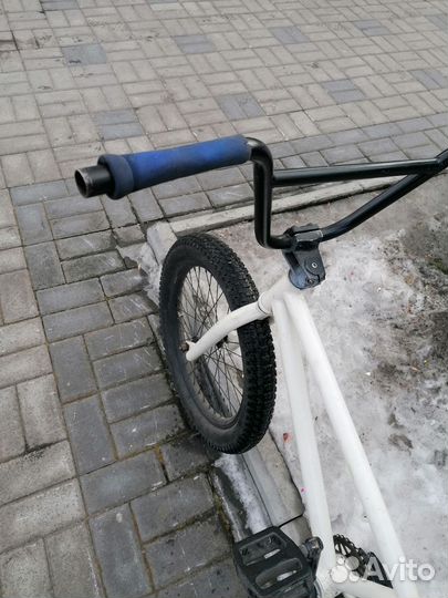 Трюковой велосипед bmx