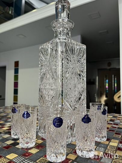 Хрустальный штоф и 6 хрустальных рюмок