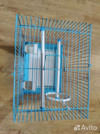 Клетка для попугая синяя