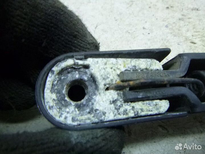 Поводок стеклоочистителя заднего hyundai santa FE