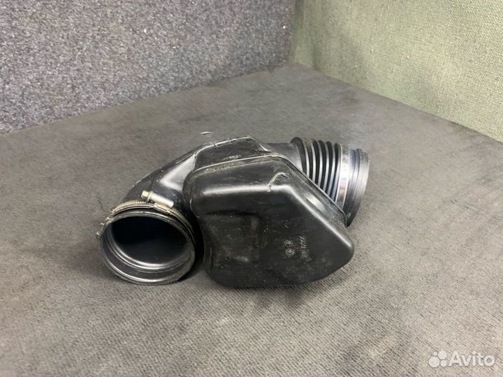 Резонатор воздушного фильтра Bmw X3 E83 N52B30