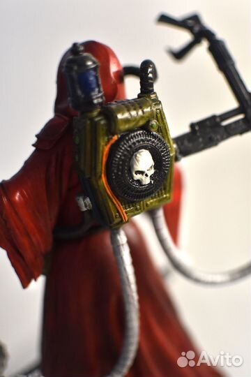 Стендовая модель техно-жрец (warhammer)