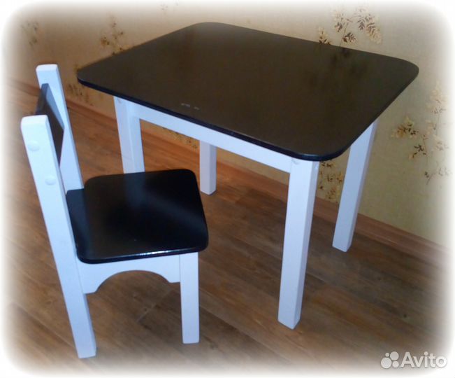 Детский стол и стул