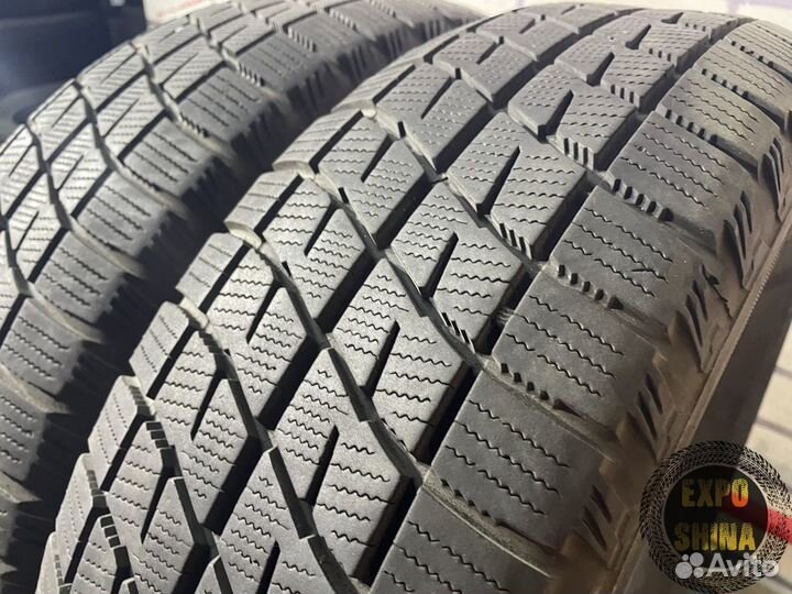 Bridgestone Ice Partner 215/65 R16
